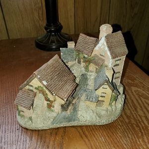 Vintage David winters cottage